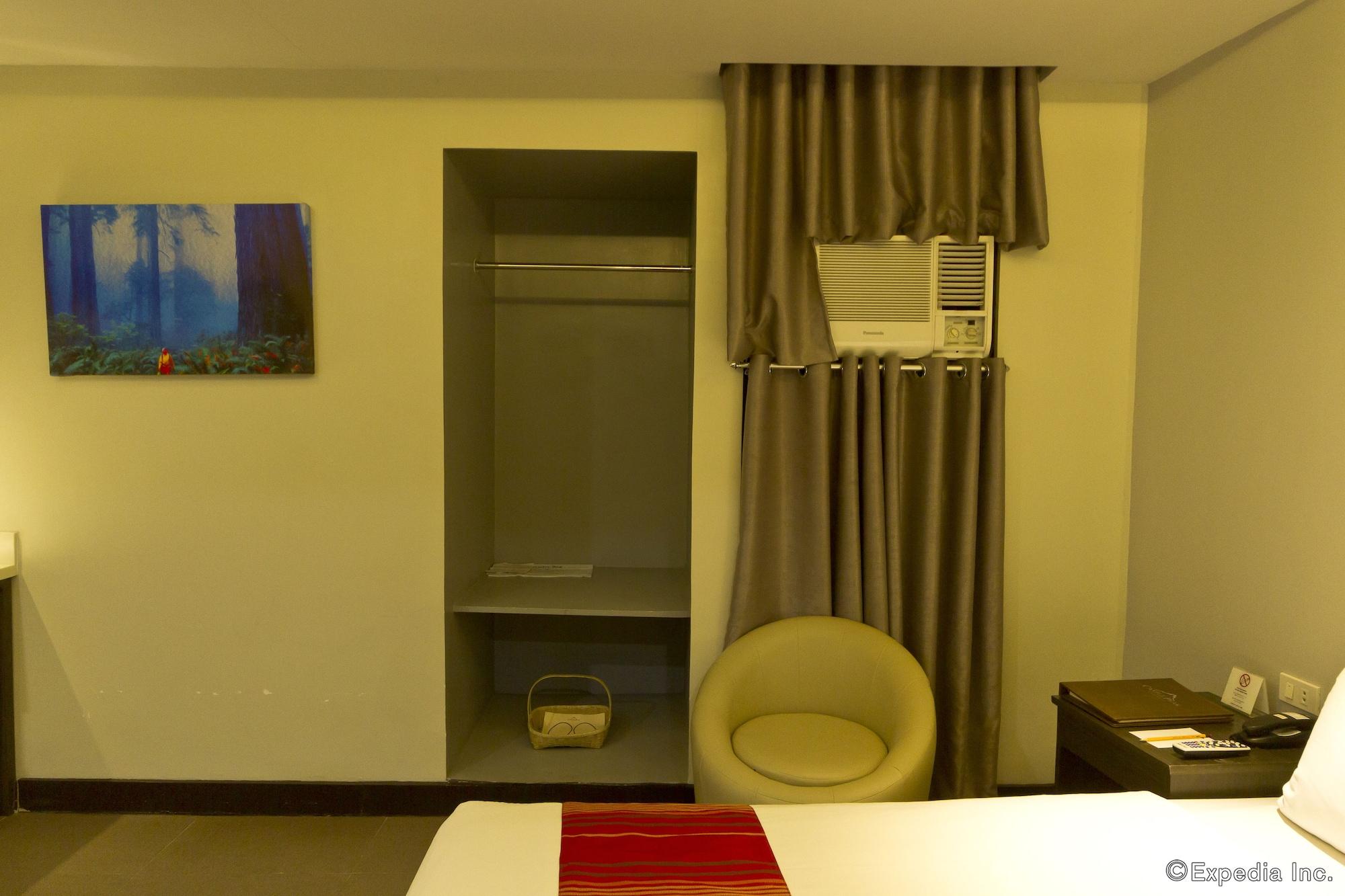 Castle Peak Hotel Cebu