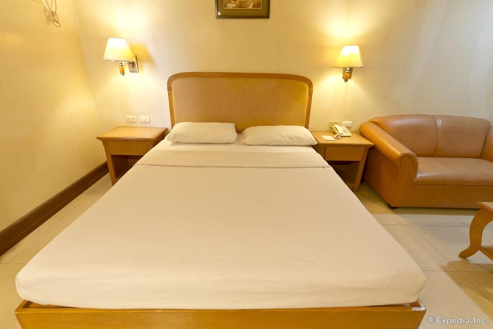 Hotel Diplomat 2*