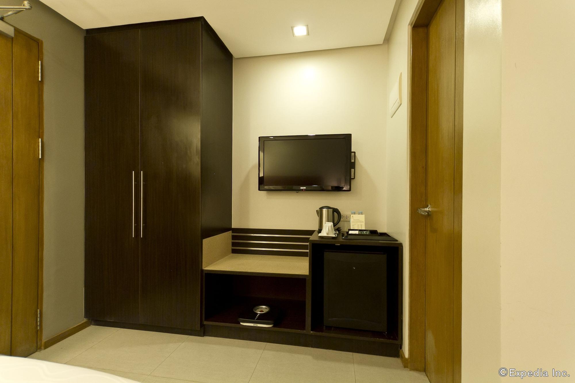 St Hotel