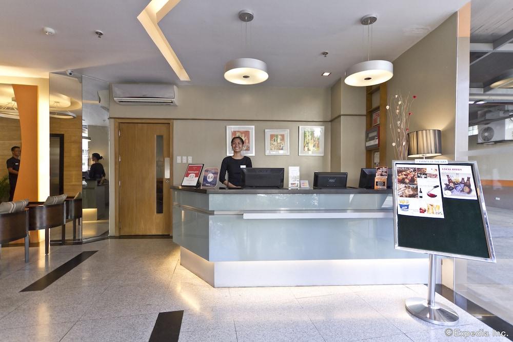 St Hotel