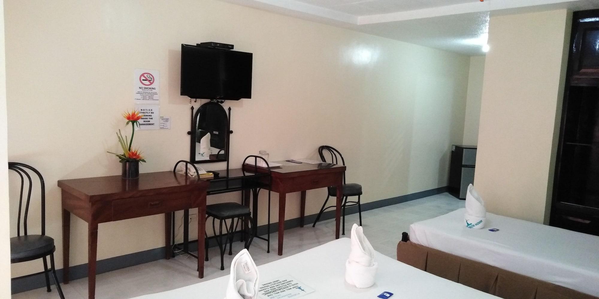Hotel Fuente House 2*
