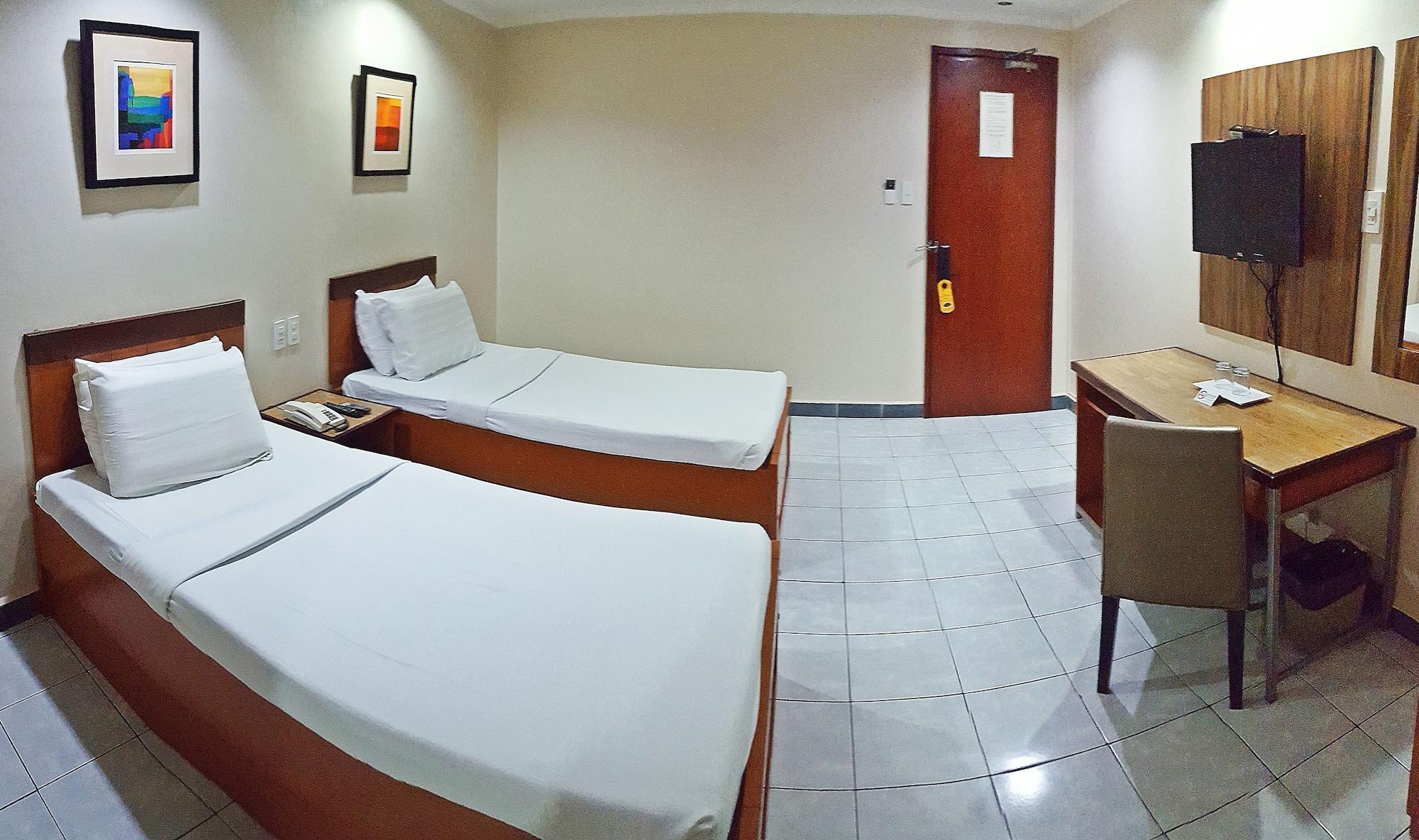 Golden Valley Hotel