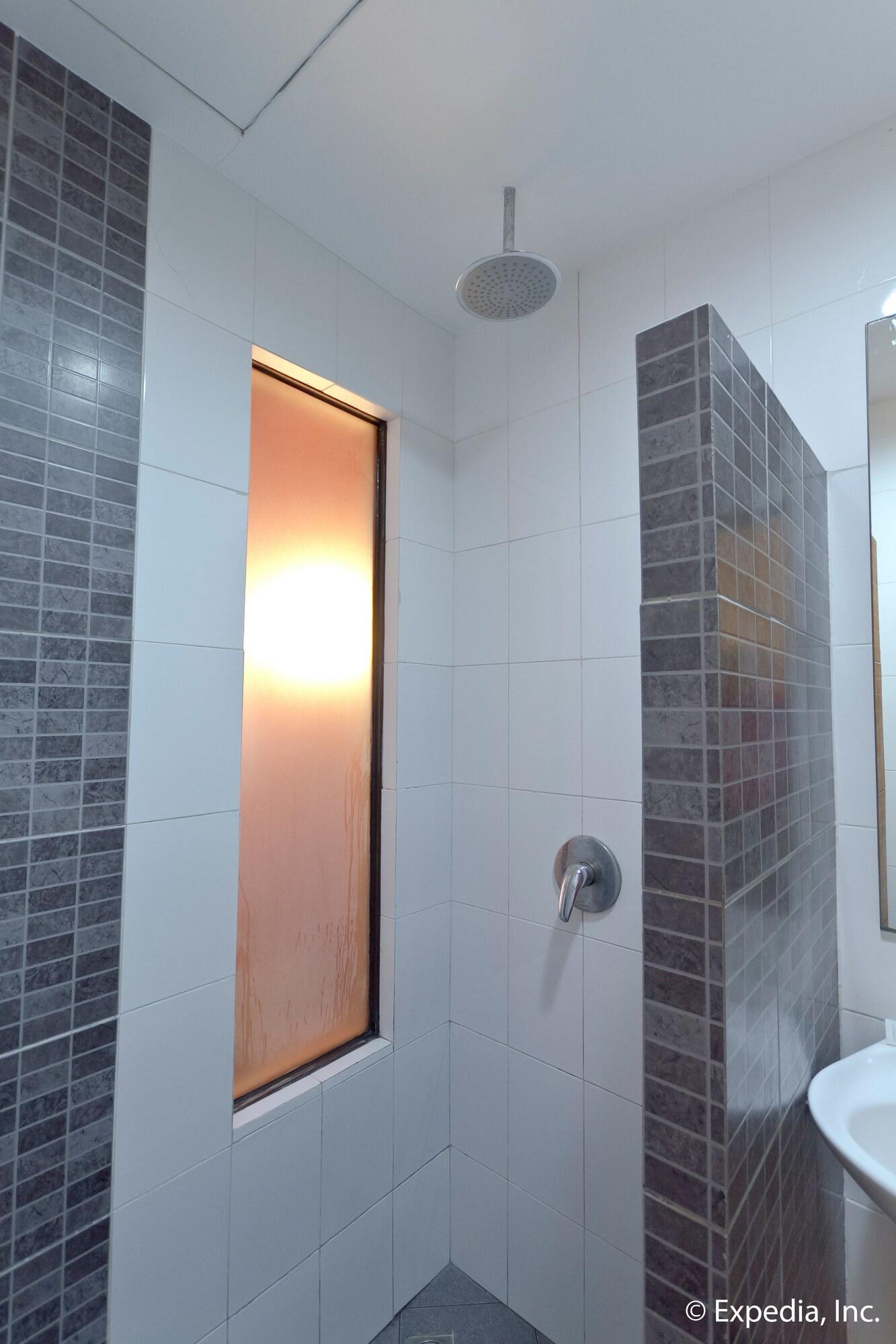 Inn Express Mactan Lapu-Lapu City