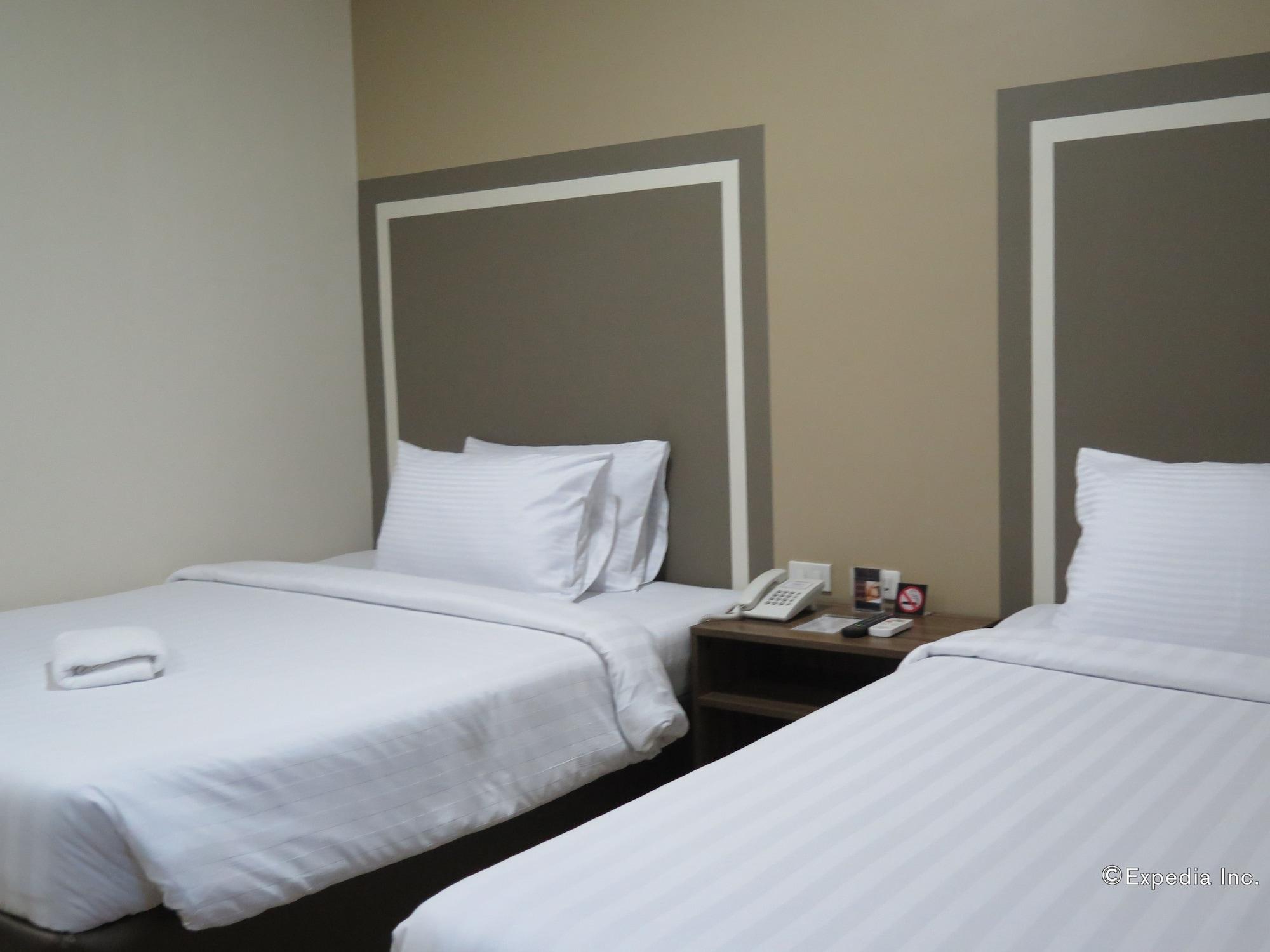 Hotel S & Residences