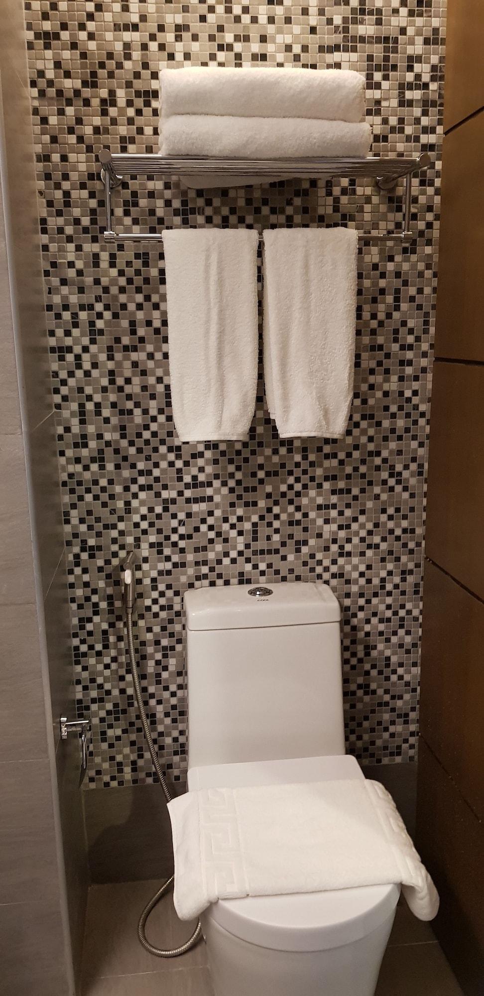 One & Hotel 4*