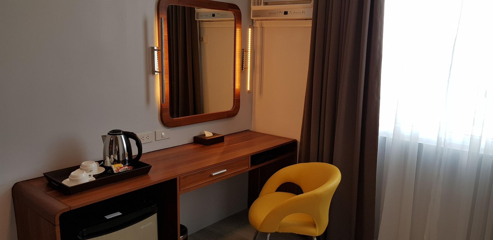 Hotel One & Cebu