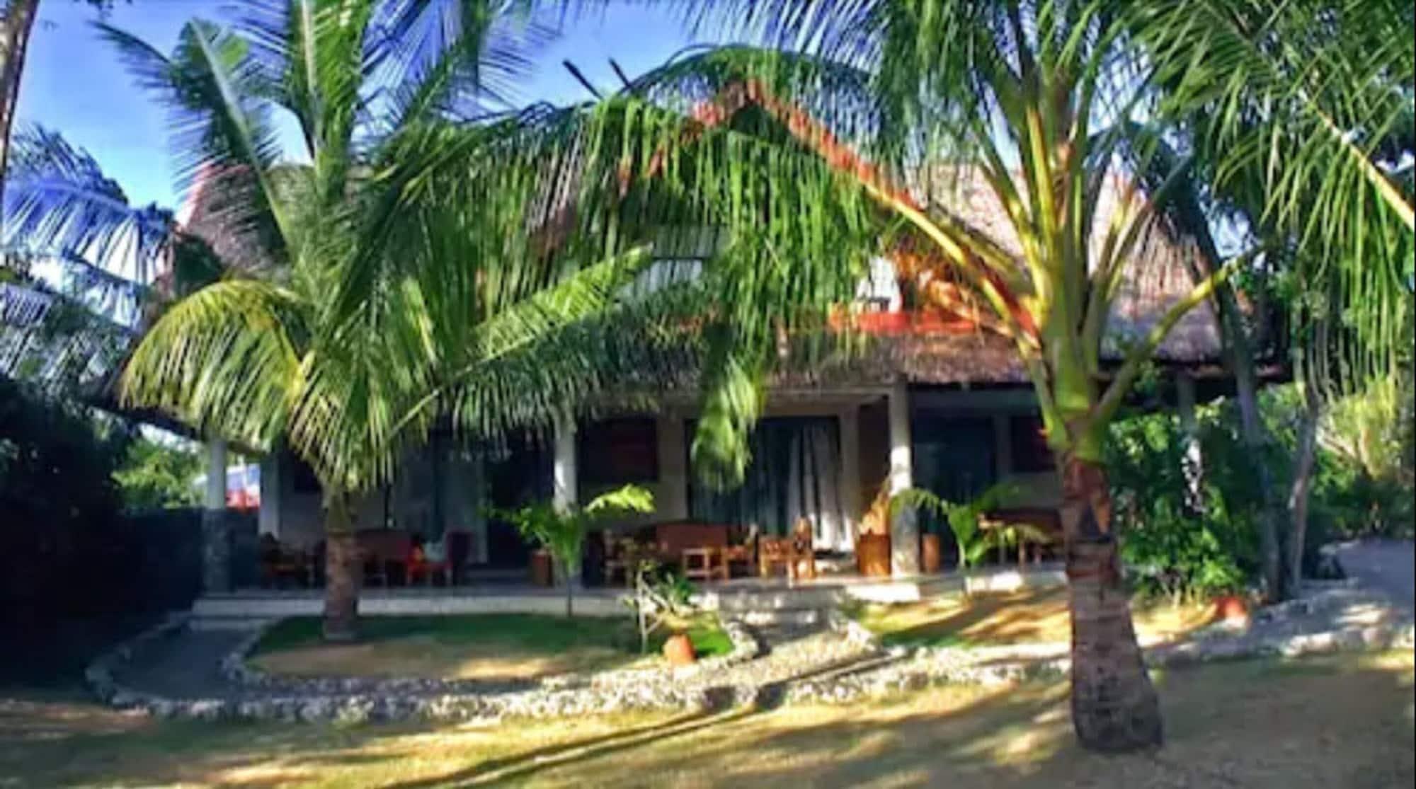 Dolphin House Resort Moalboal