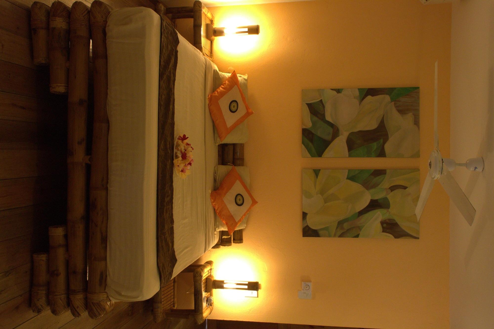 Resort Tepanee 3*