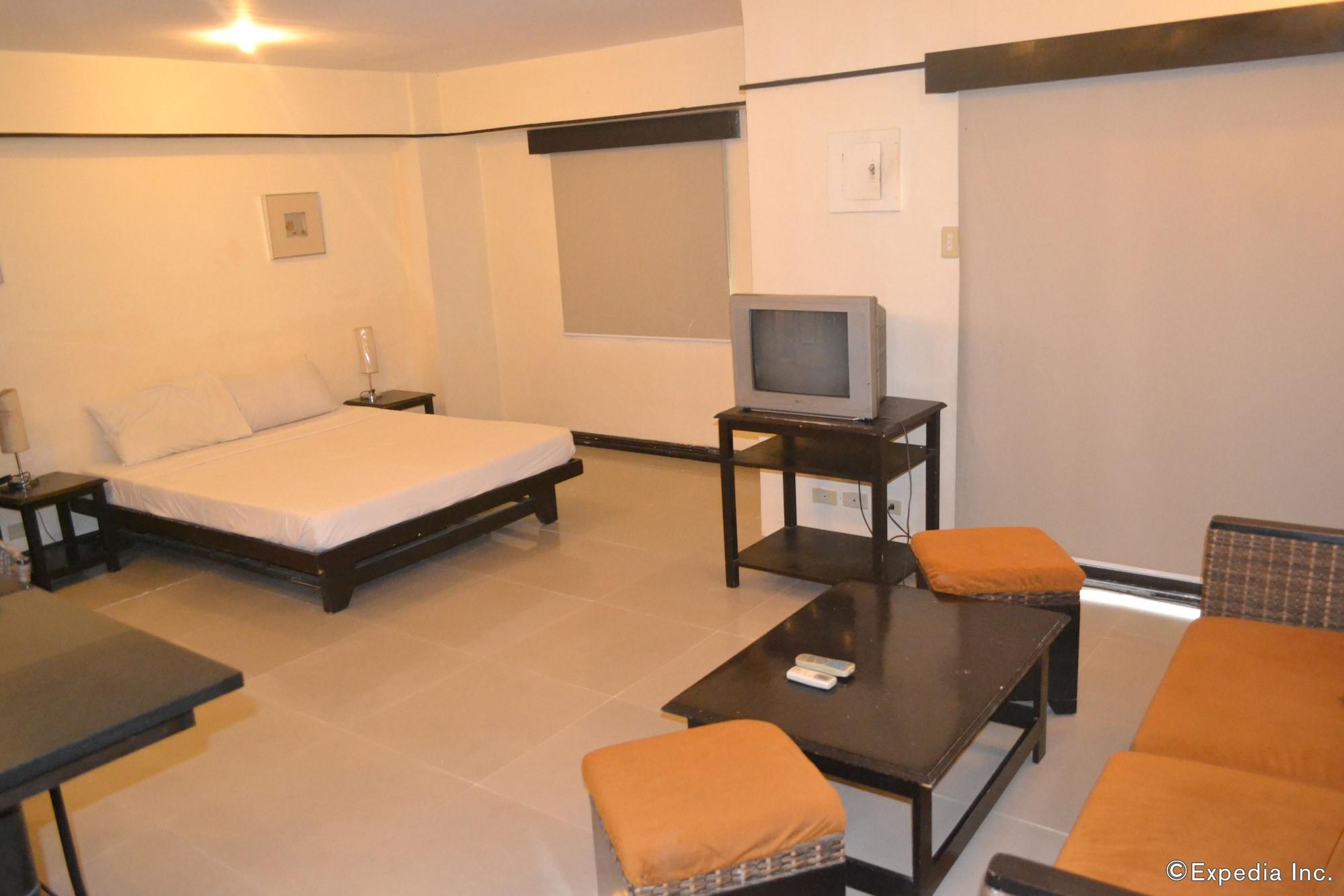 Lancaster Cebu 3* Lapu-Lapu City