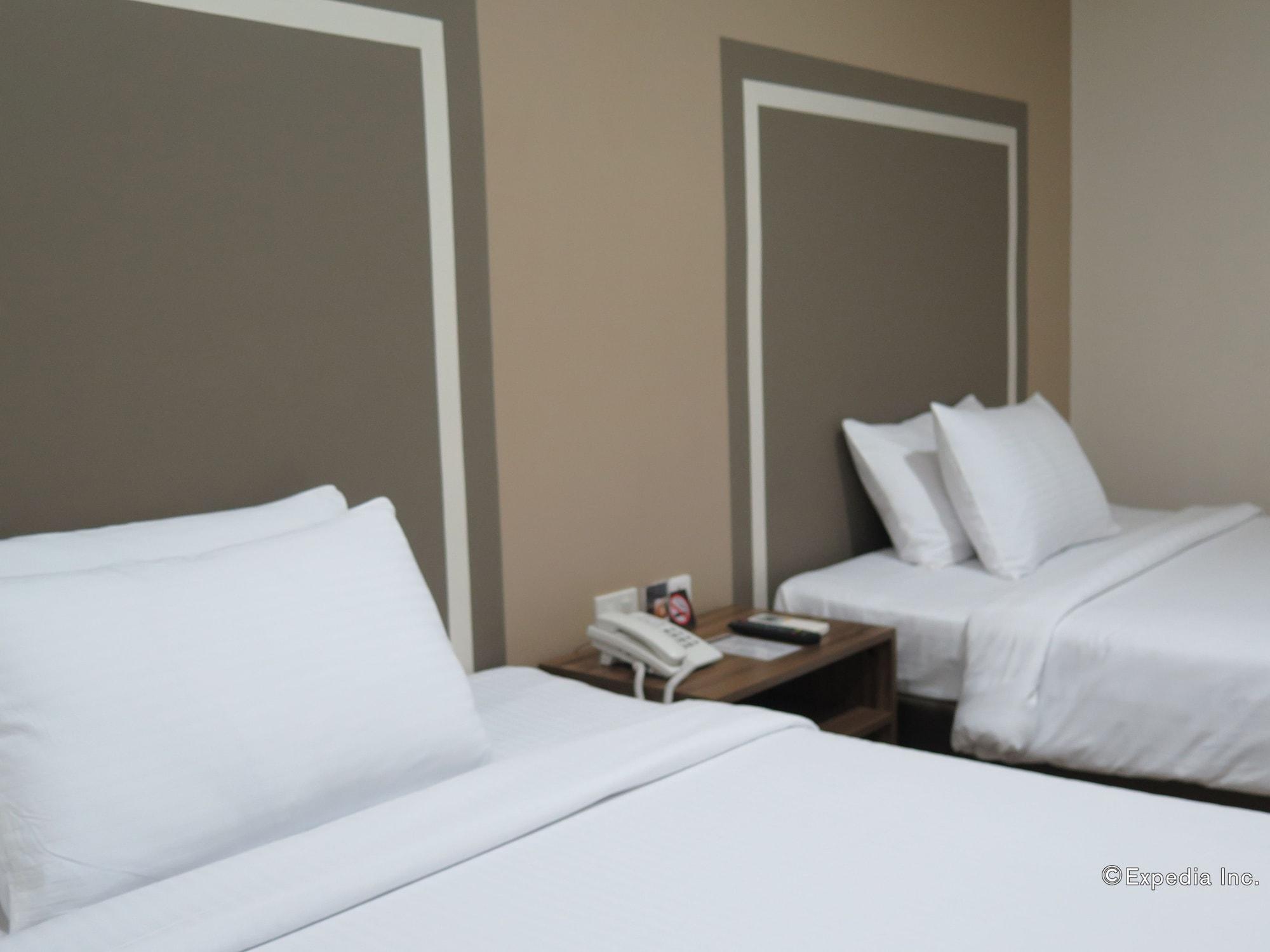 Hotel S & Residences