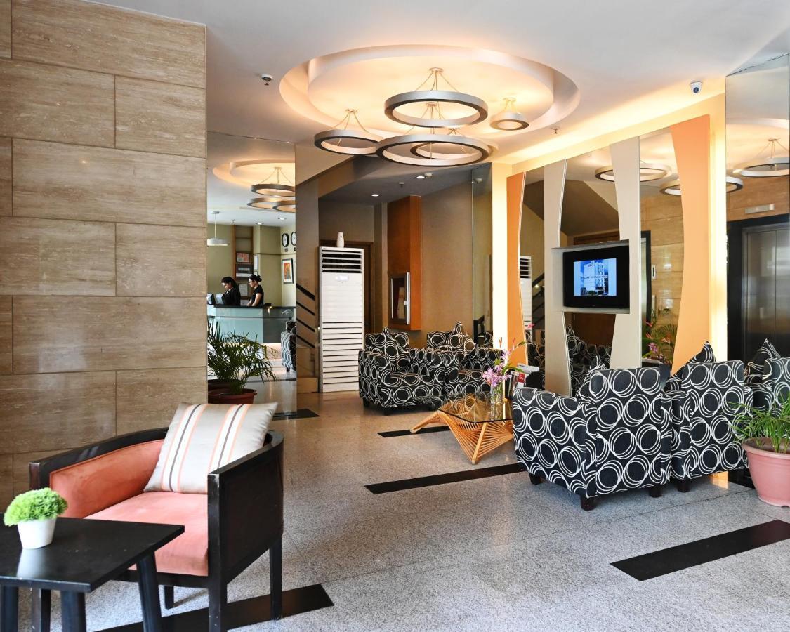 St Hotel 2*