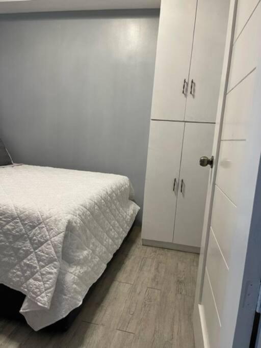 Cozy 1 Bedroom With Pool.