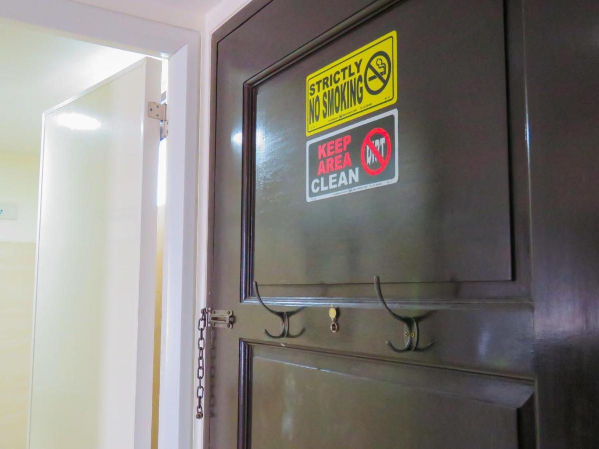 Mabolo Garden Flats Poolside Unit *