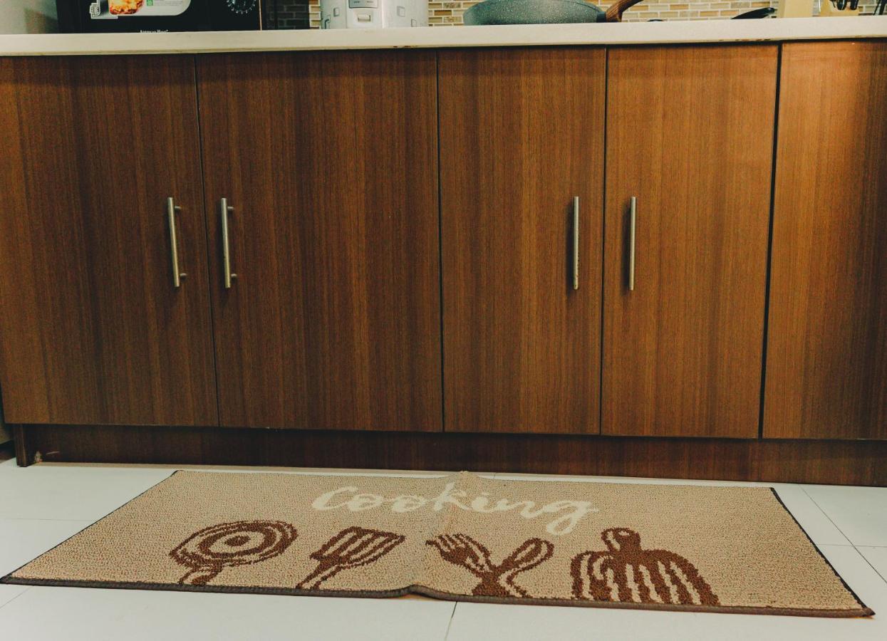 Apartment Ayala Mall 10mins Walk & Pool Cebu