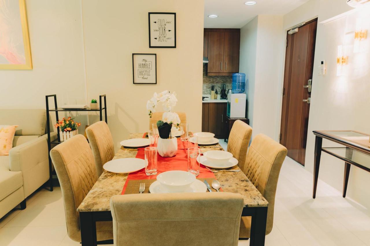 Apartment Ayala Mall 10mins Walk & Pool *