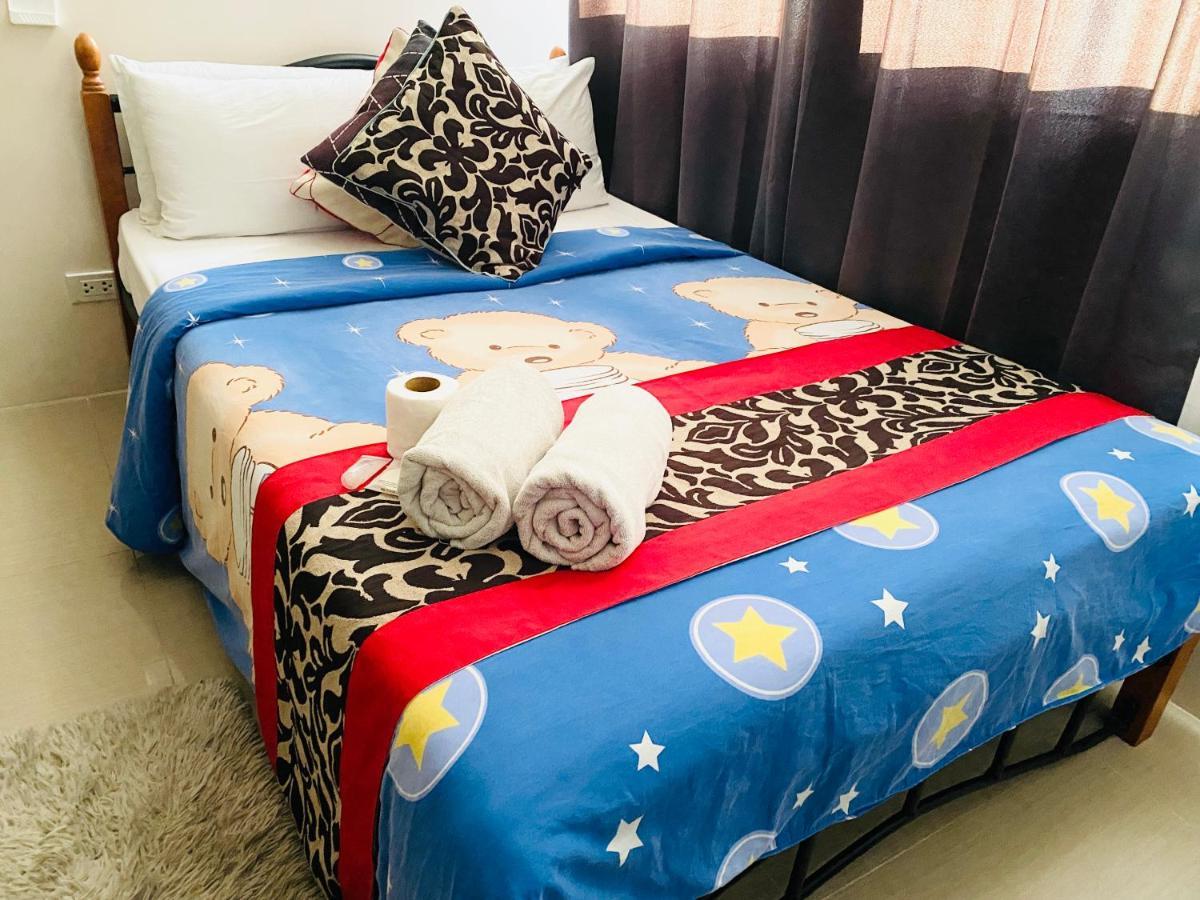 The Persimmon Condominium Albergue *