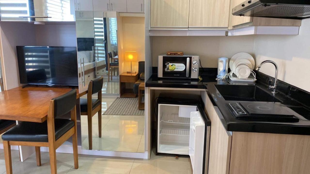 Mabolo Garden Flat A7 Near Ayala Mall *