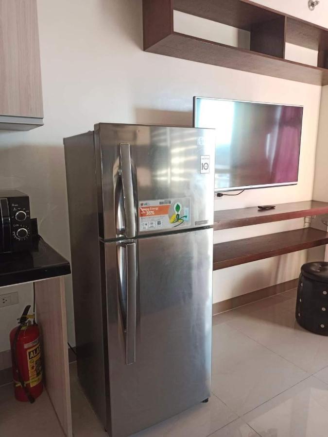 Mabolo Garden Flat A7 Near Ayala Mall Apartment