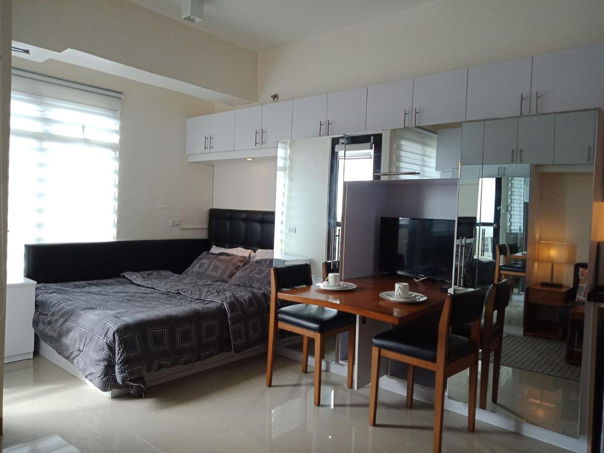 Mabolo Garden Flat A7 Near Ayala Mall *
