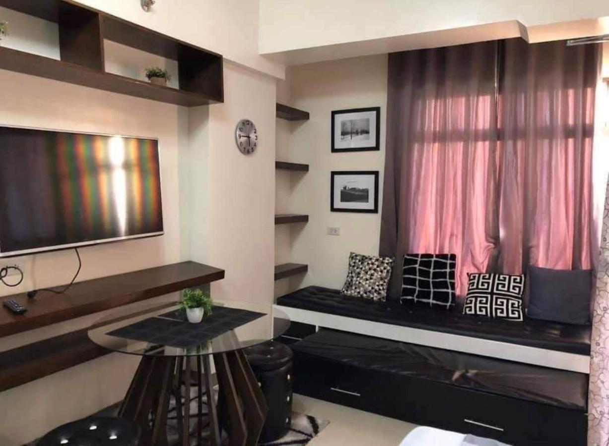 Mabolo Garden Flat A8 Free Rooftop Infinity Pool * Cebu