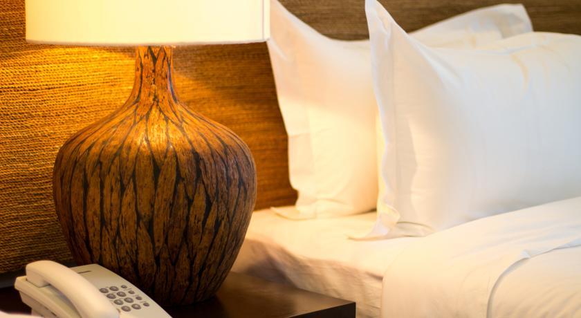 Hotel Azia And Residences Cebu