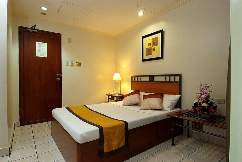 Hotel Golden Valley