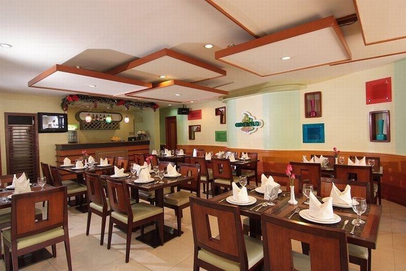 Golden Valley Hotel