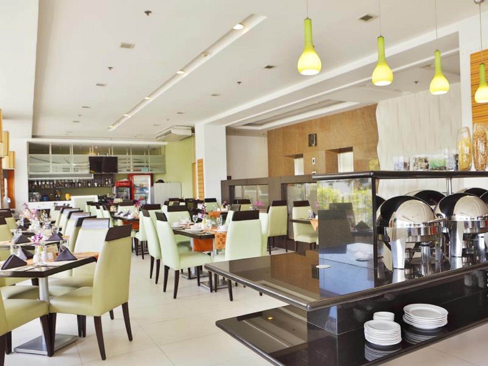 Alpa Hotel
