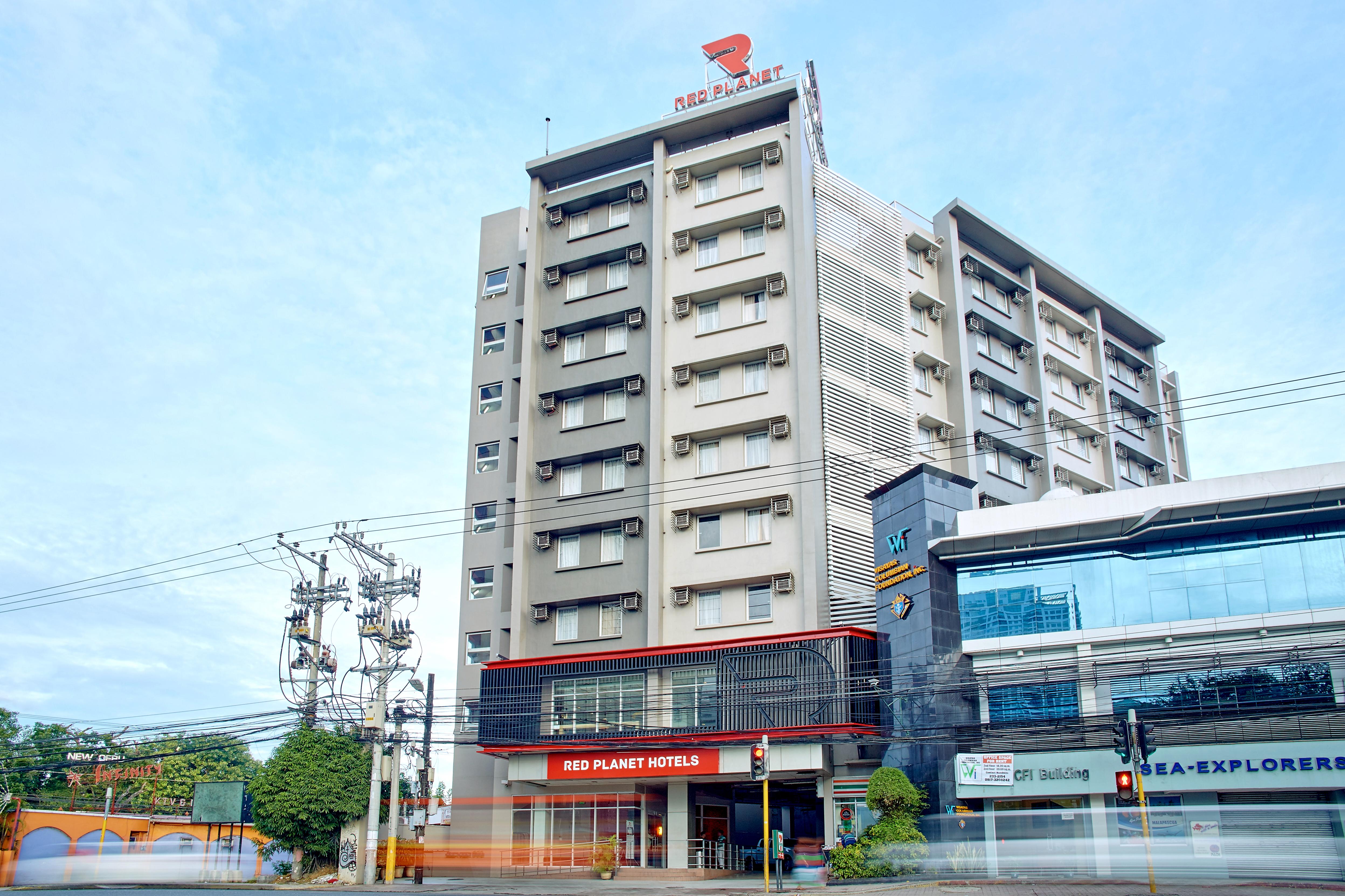 Hotel Red Planet