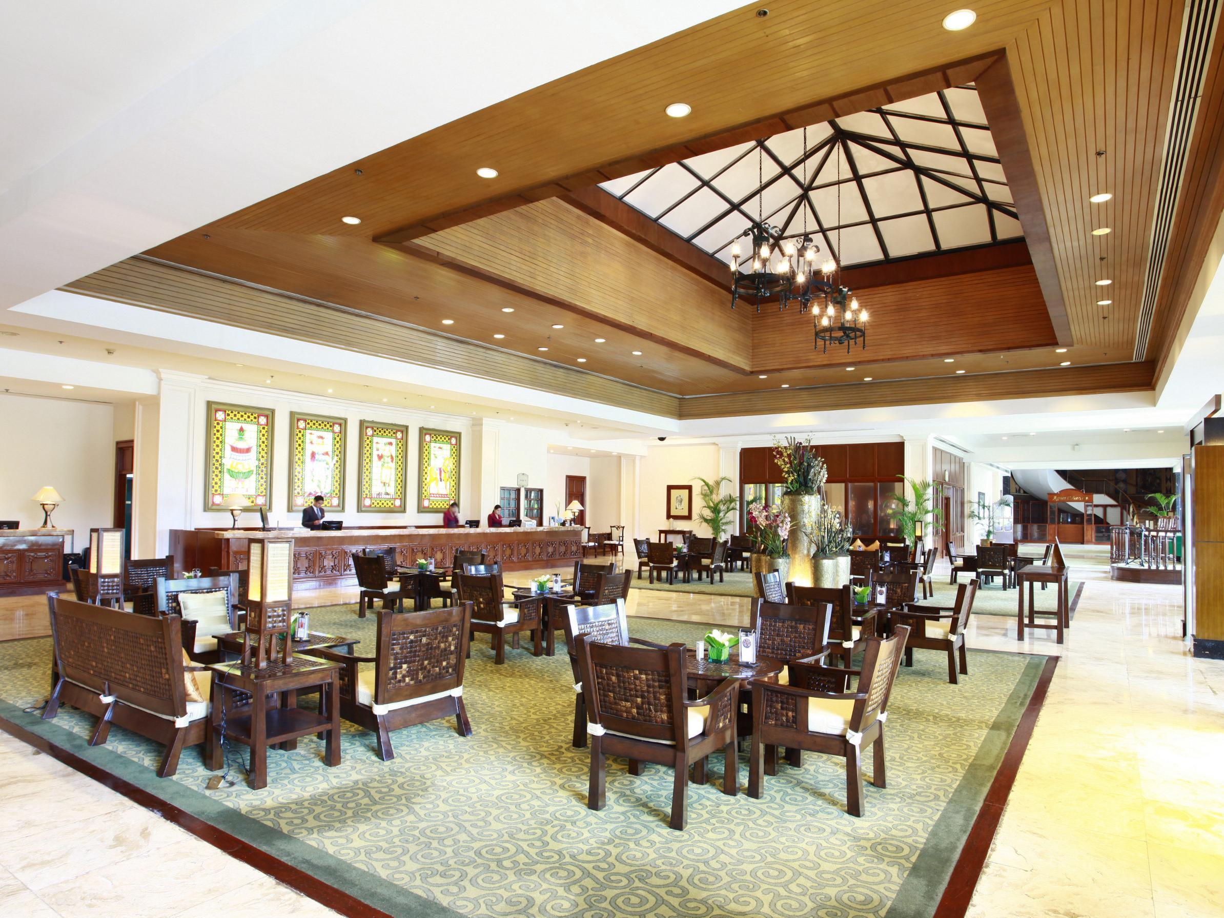 Waterfront Airport And Casino 4*