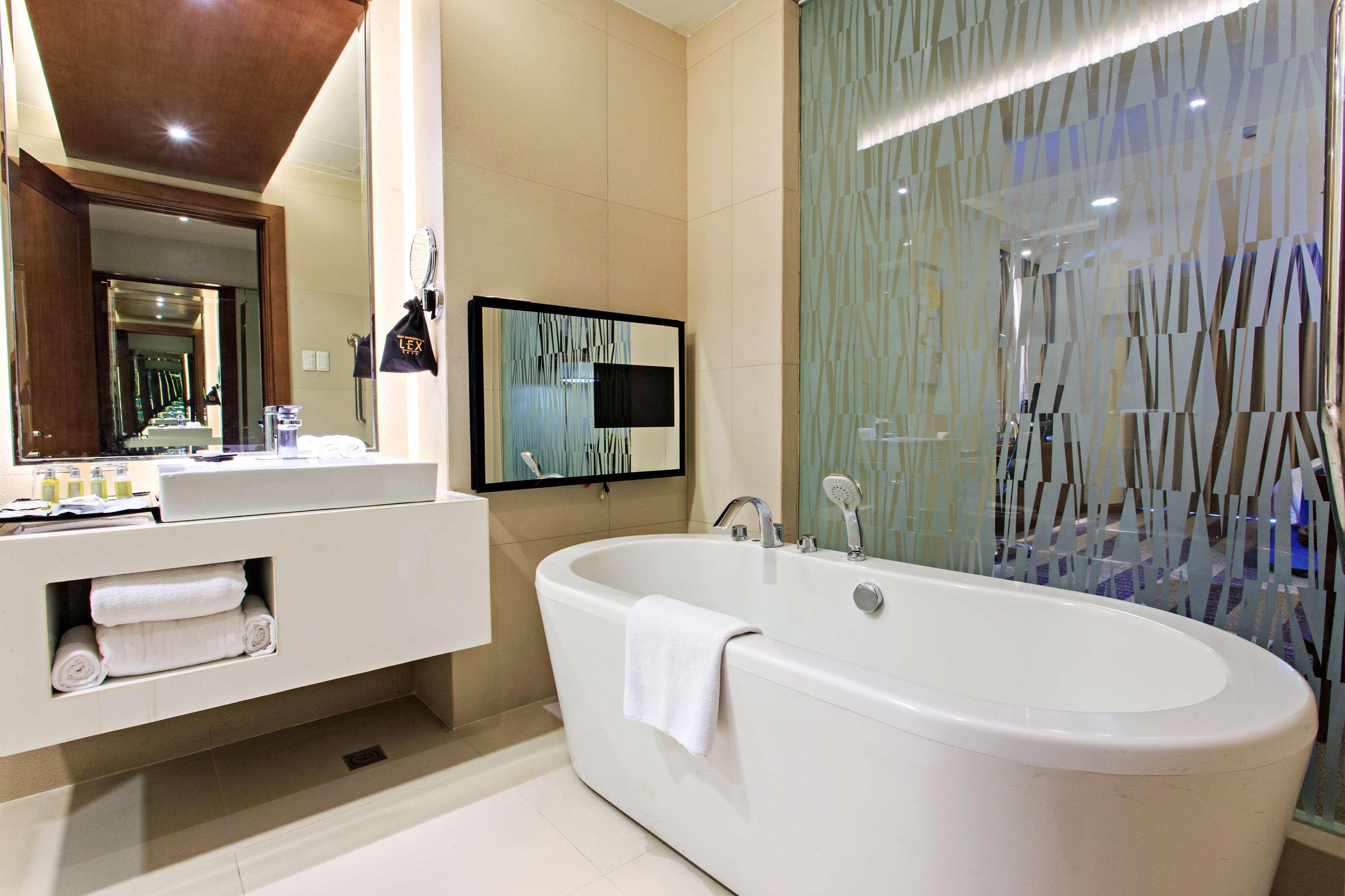 Lex 4* Cebu