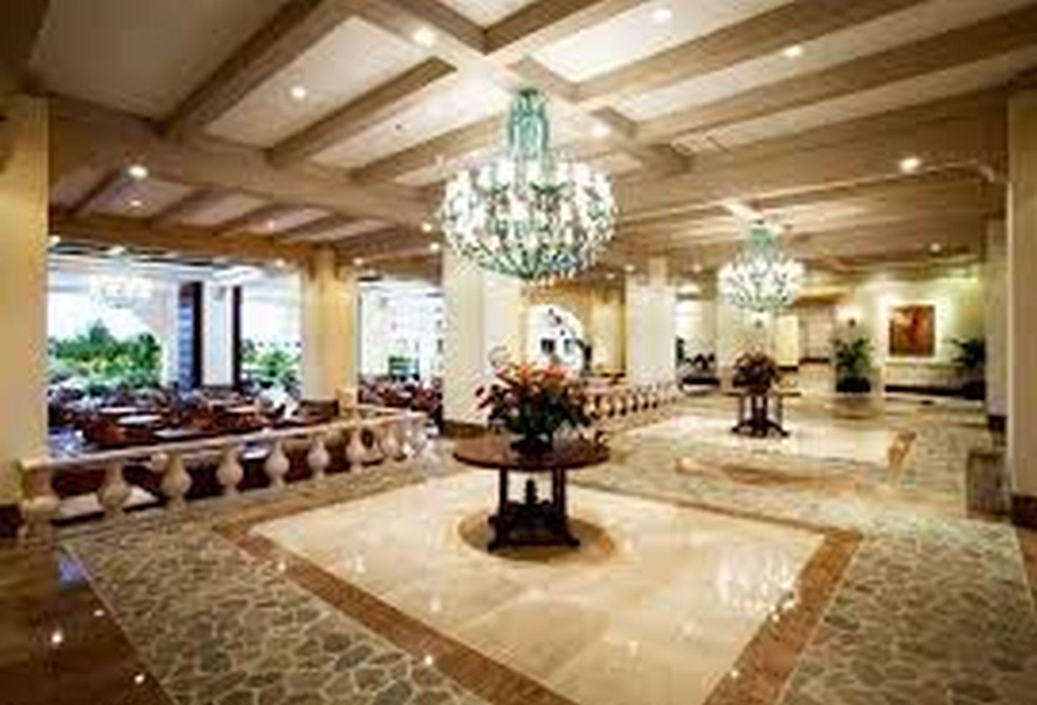 Jpark Island & Waterpark Cebu Resort 5*