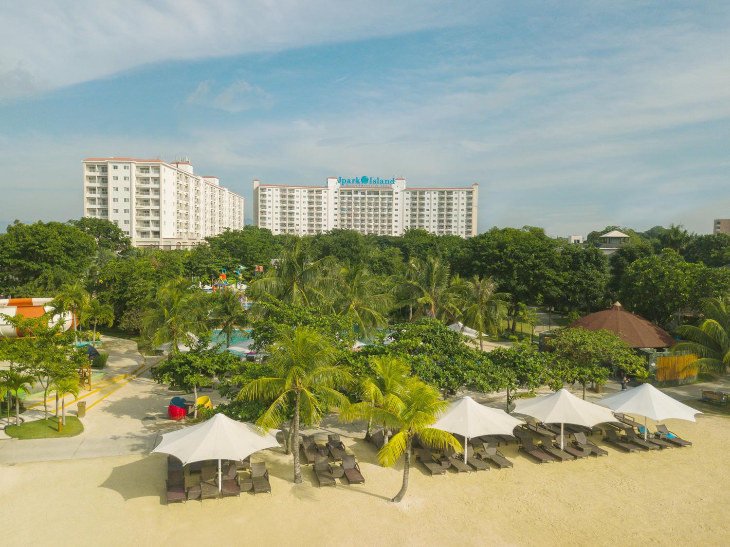 Jpark Island & Waterpark Cebu Resort 5*