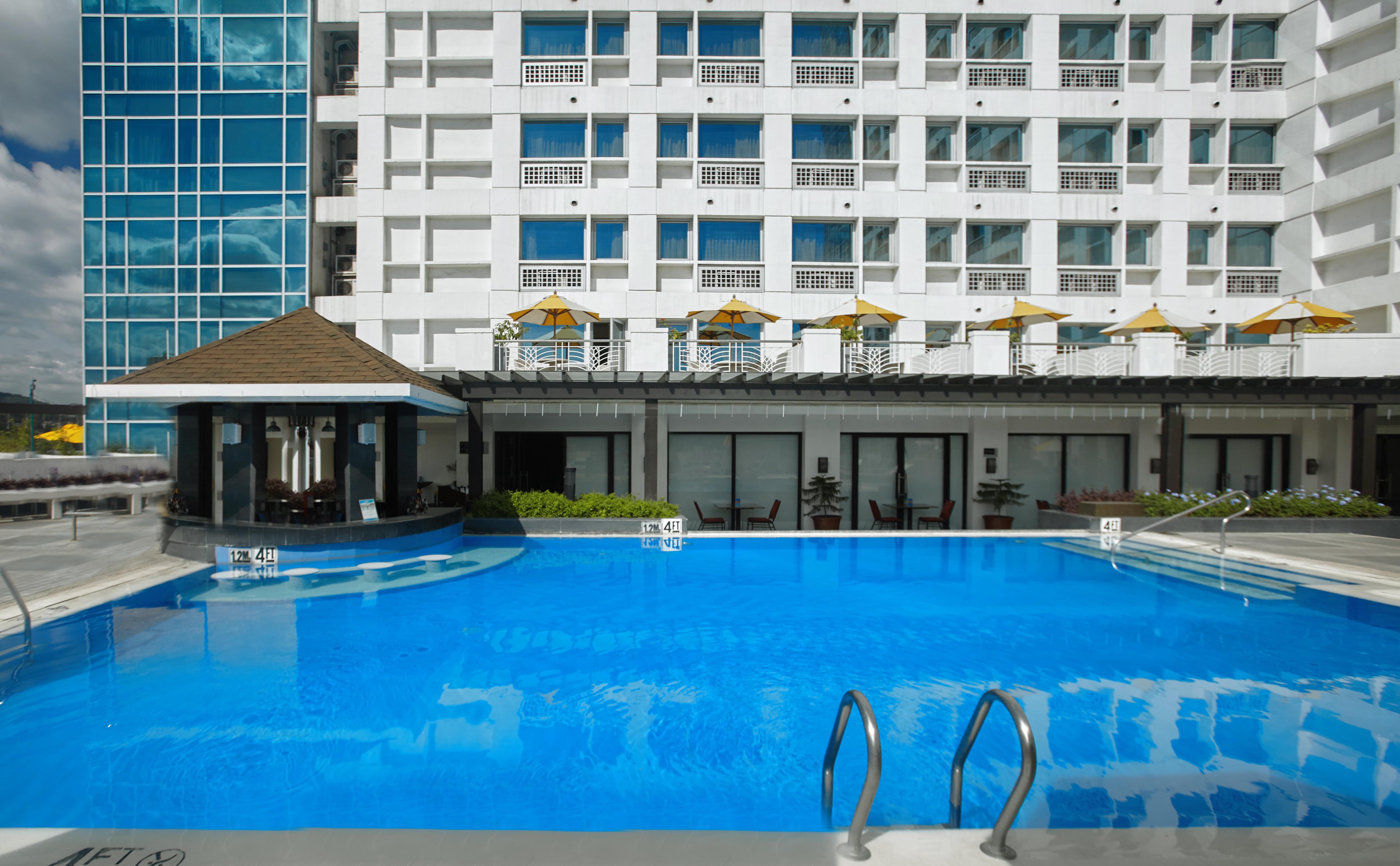 Quest & Conference Center Hotel