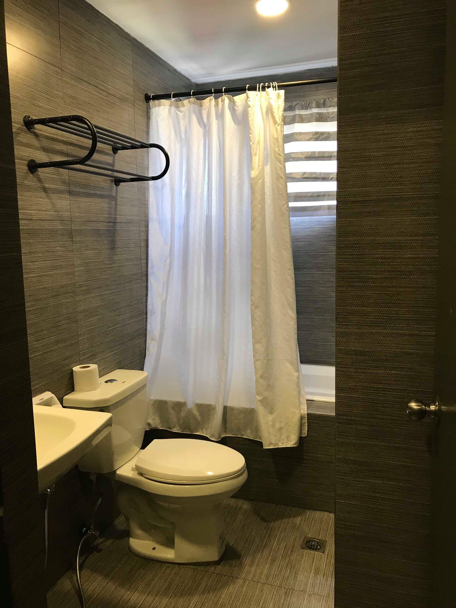 R Capitol 3* Cebu