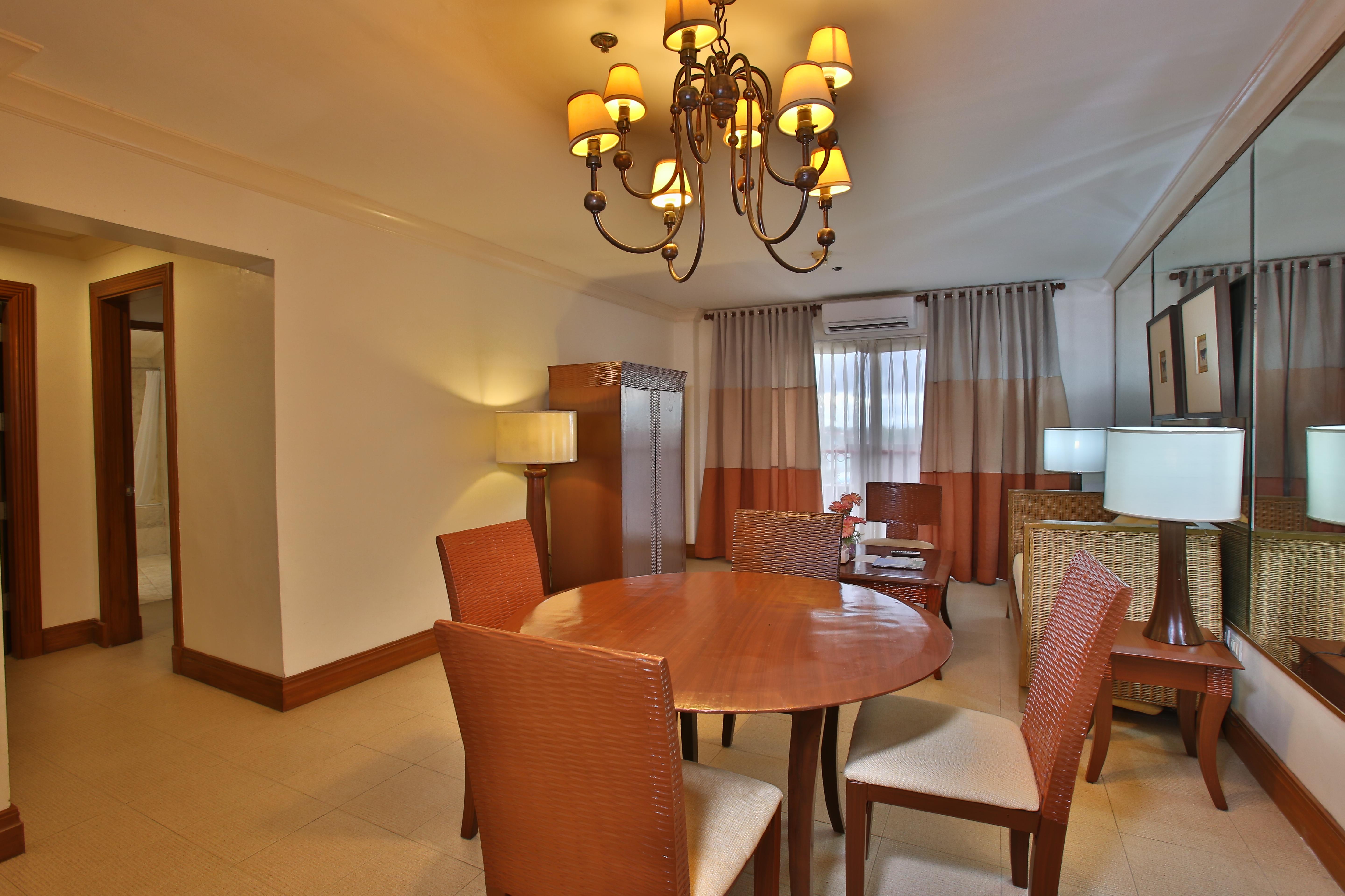 Crown Regency Mactan