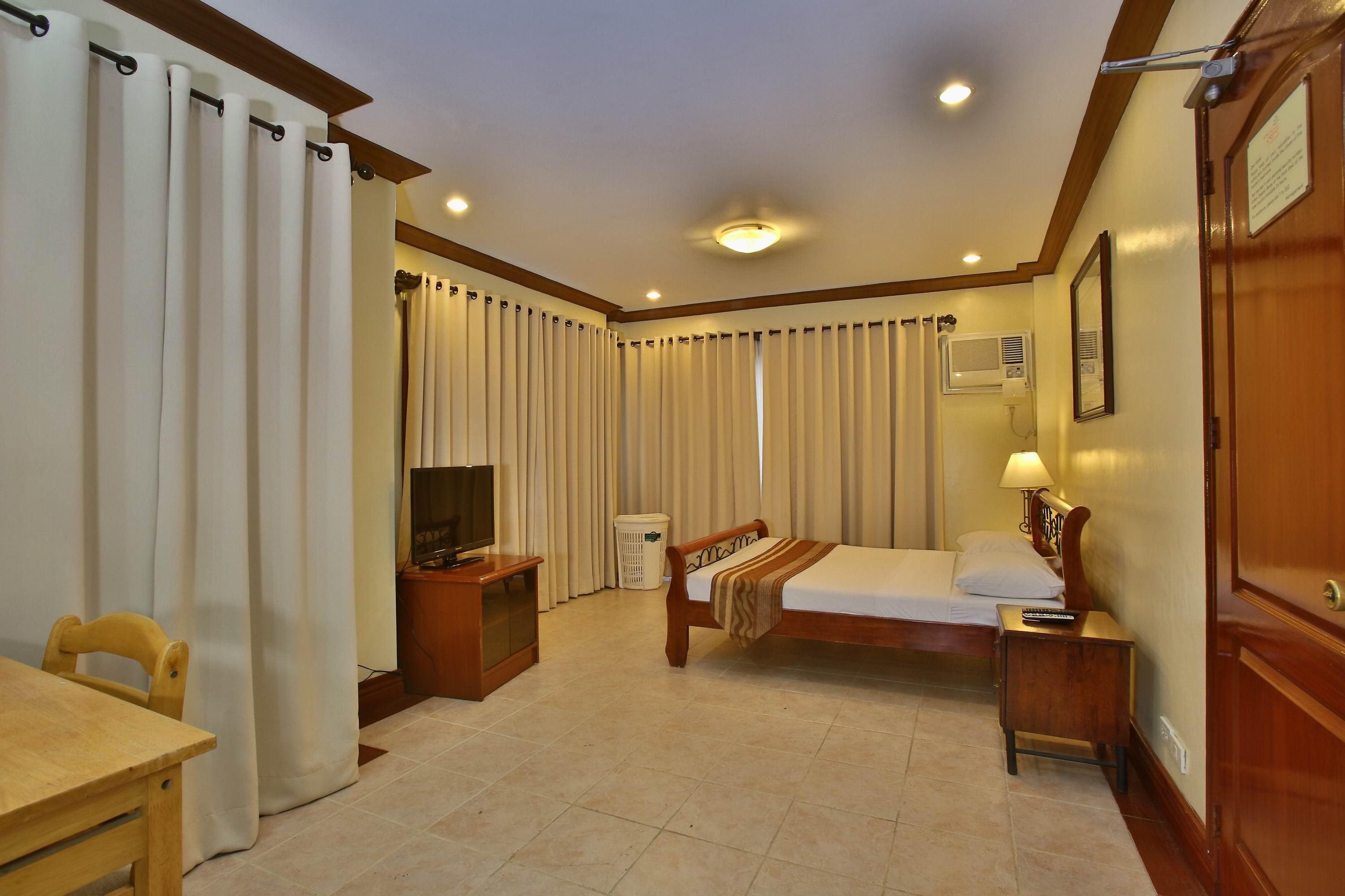 Crown Regency Mactan