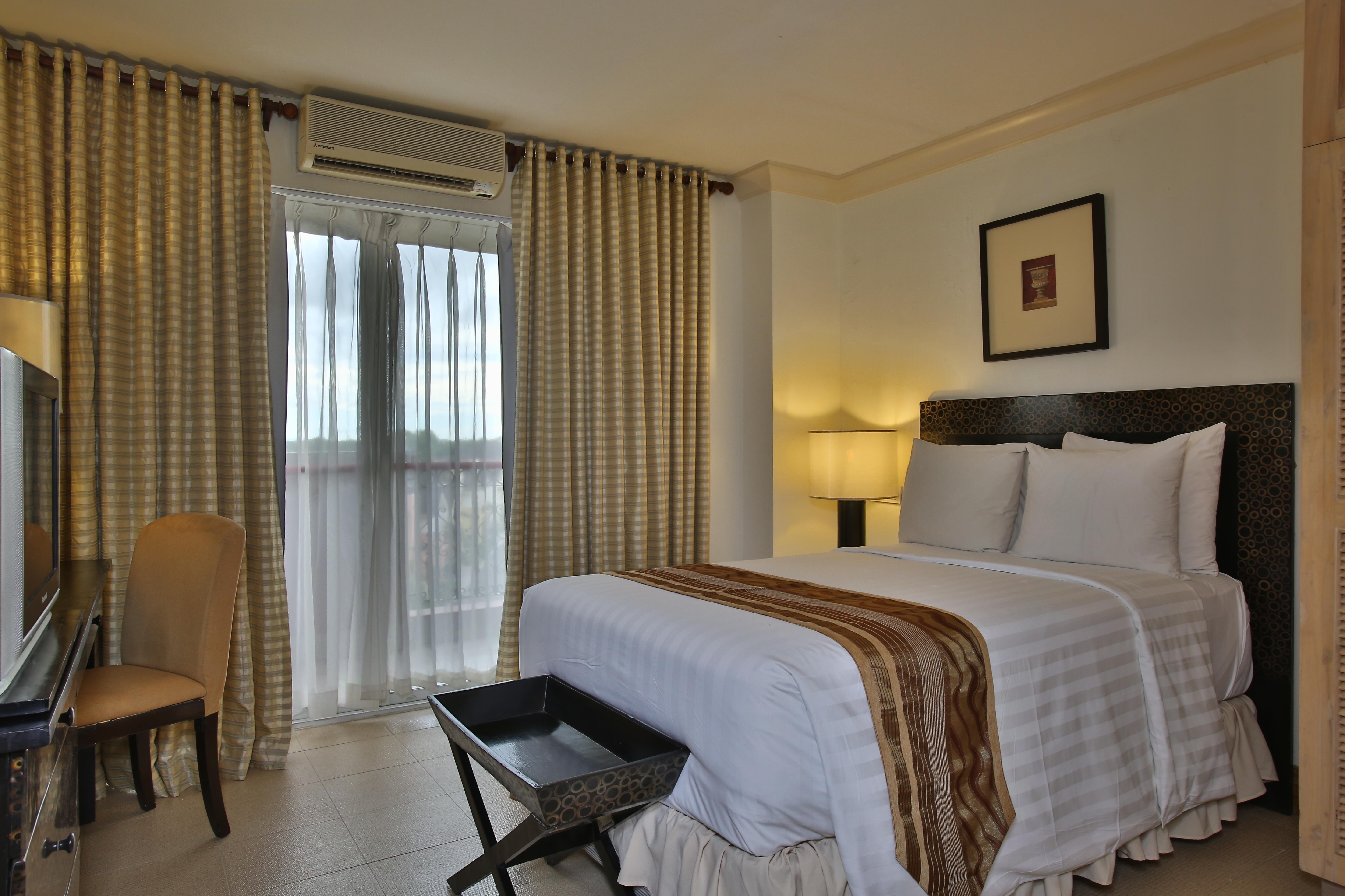 Hotel Crown Regency Mactan Lapu-Lapu City