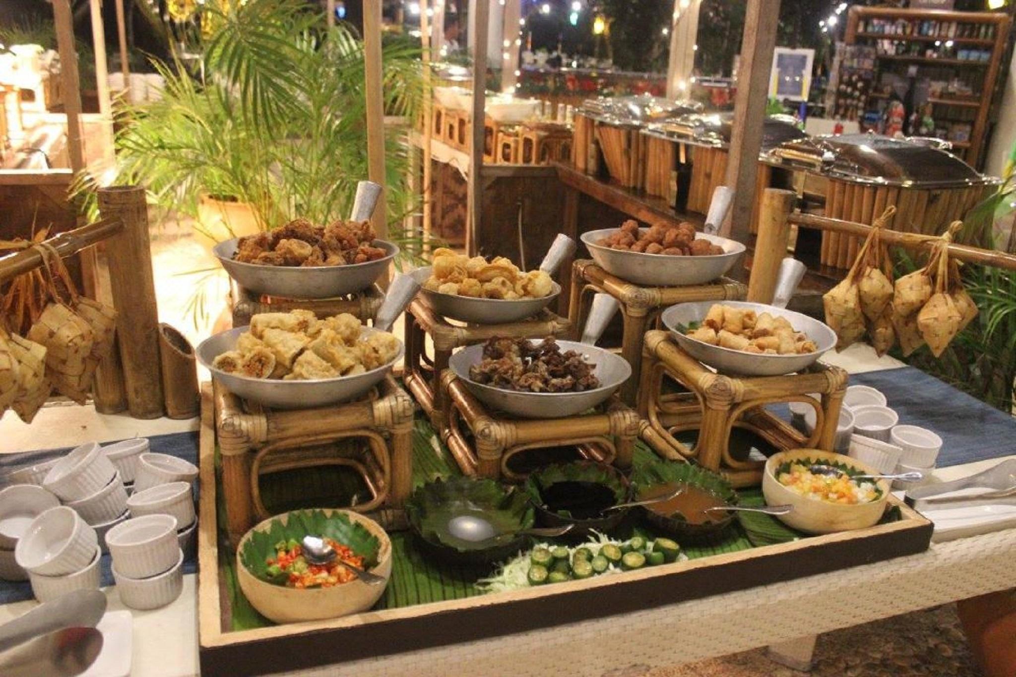 Bluewater Resort Sumilon Island