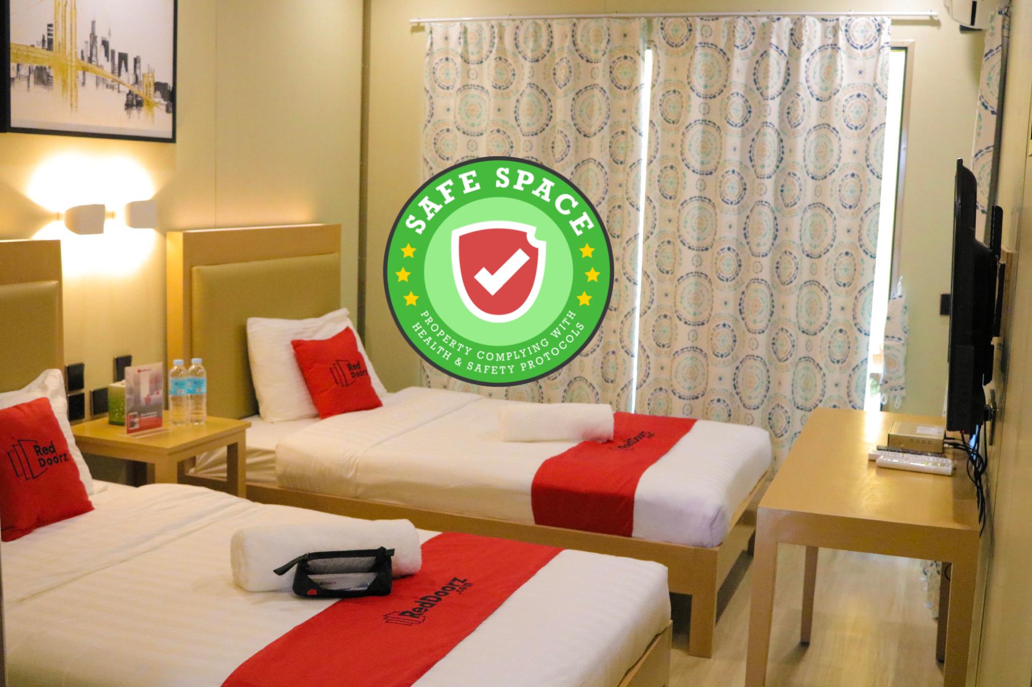 Reddoorz @ As Fortuna 3* Cebu