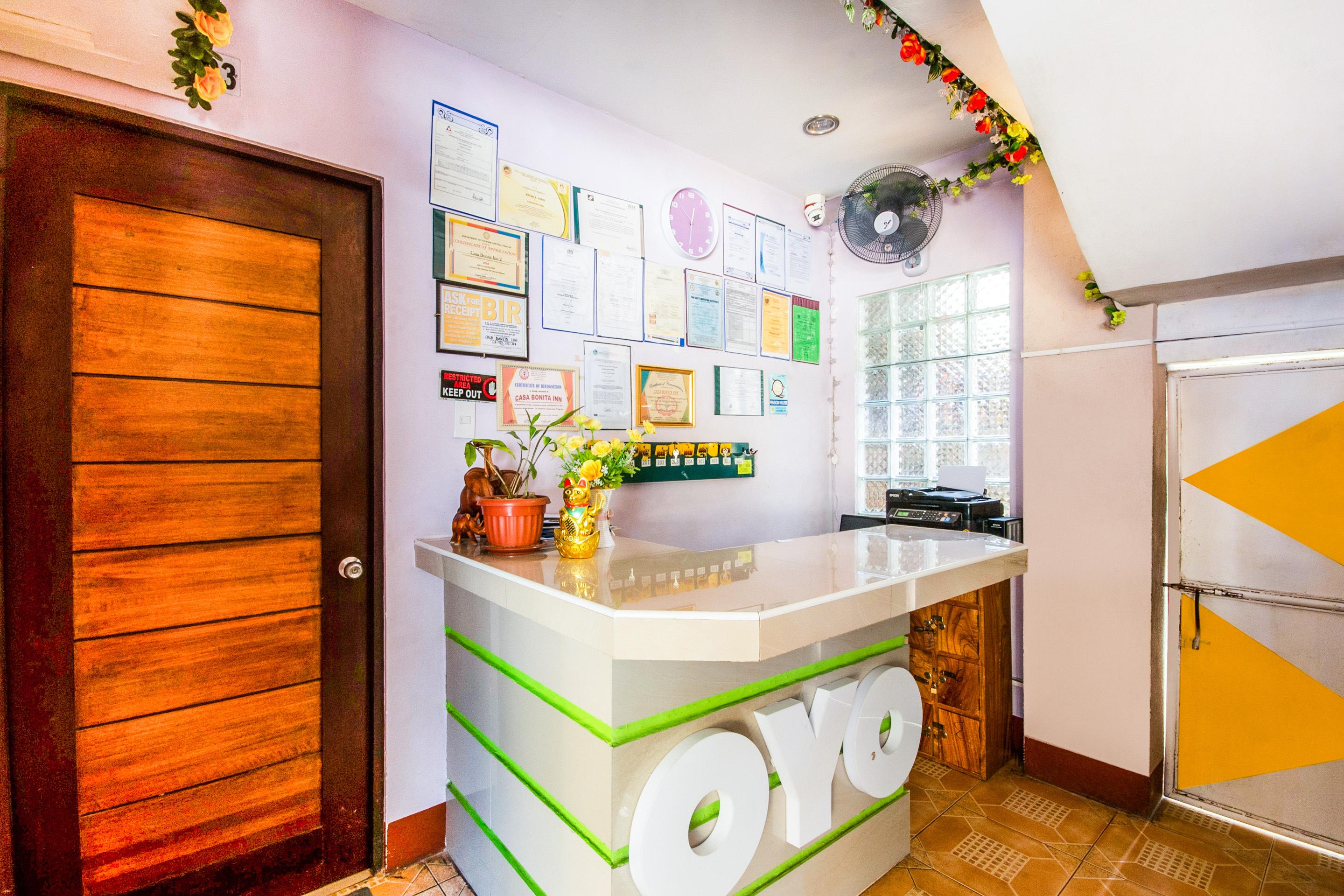 Casa Bonita Inn Oslob Hotel