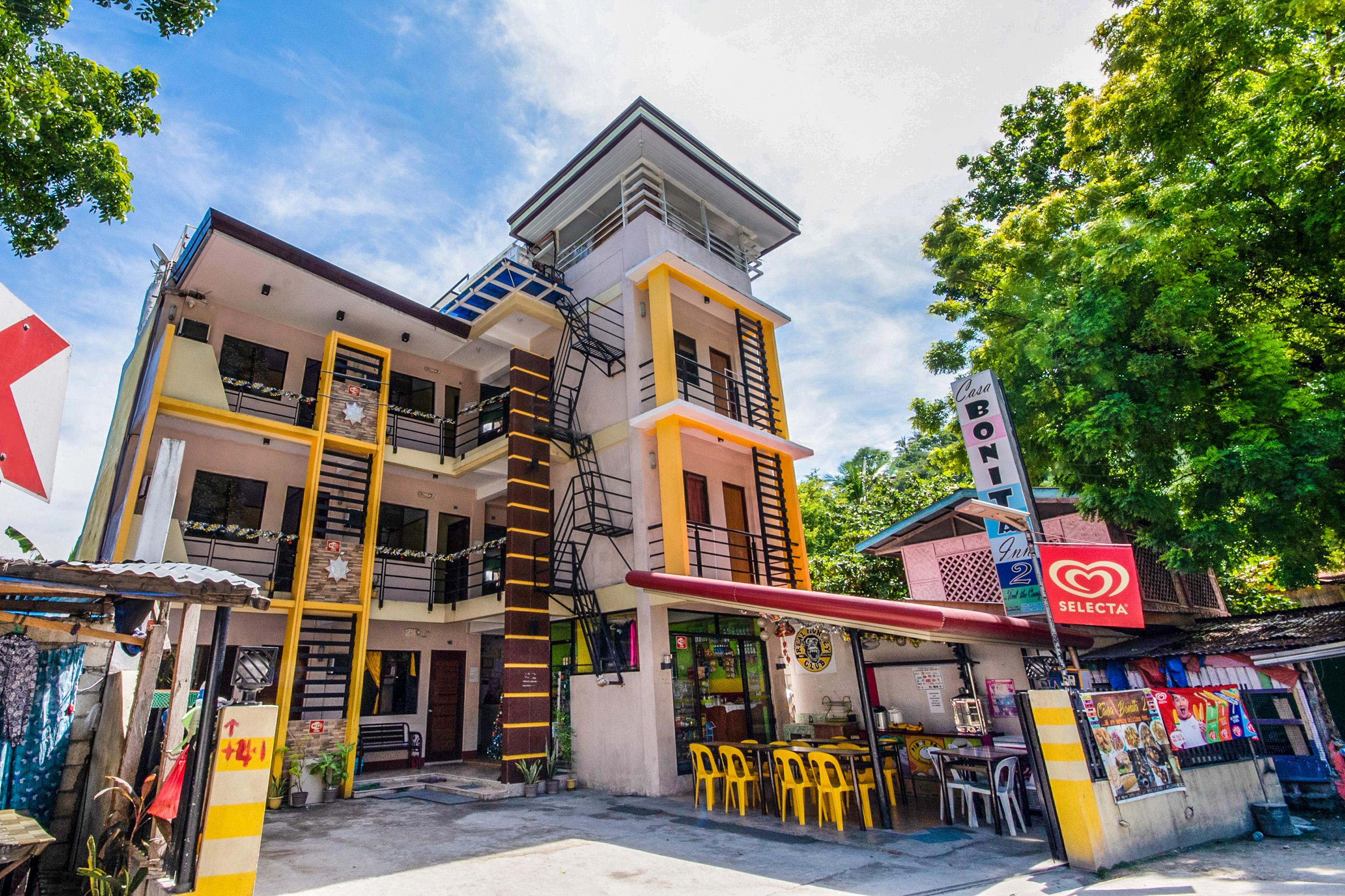 Casa Bonita Inn Oslob Hotel