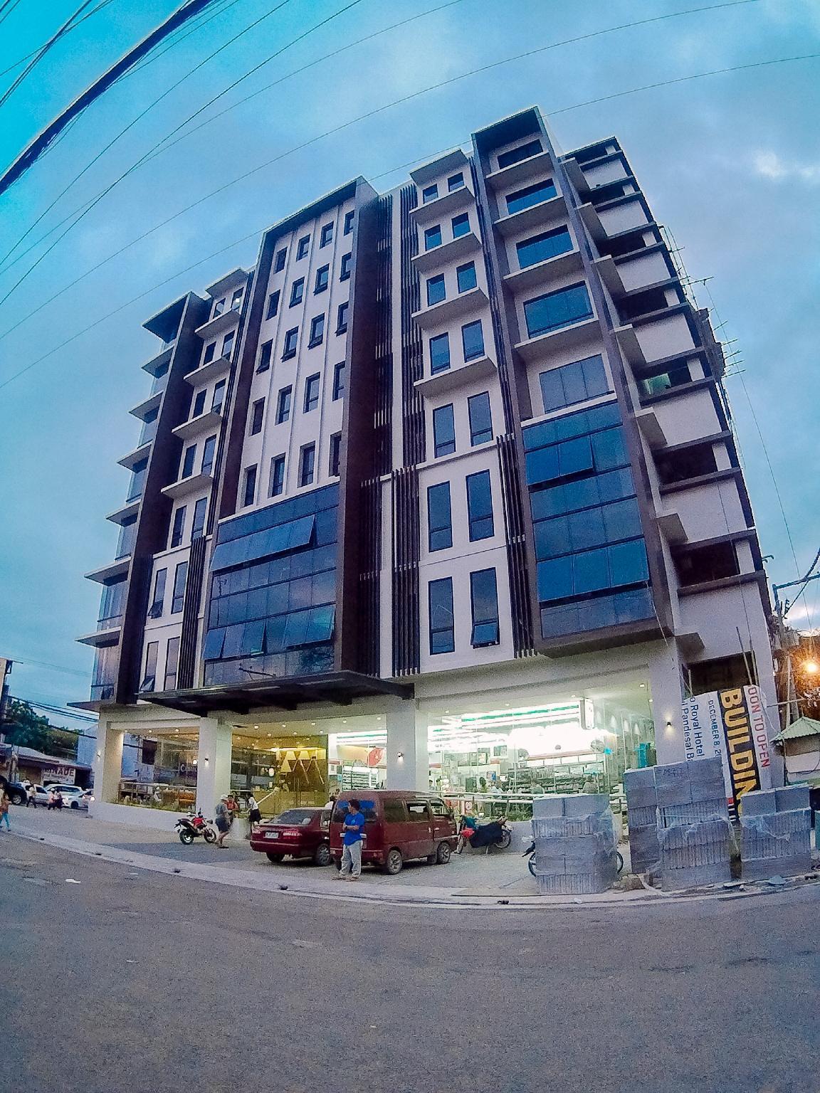 Mabolo Royal Hotel 3*