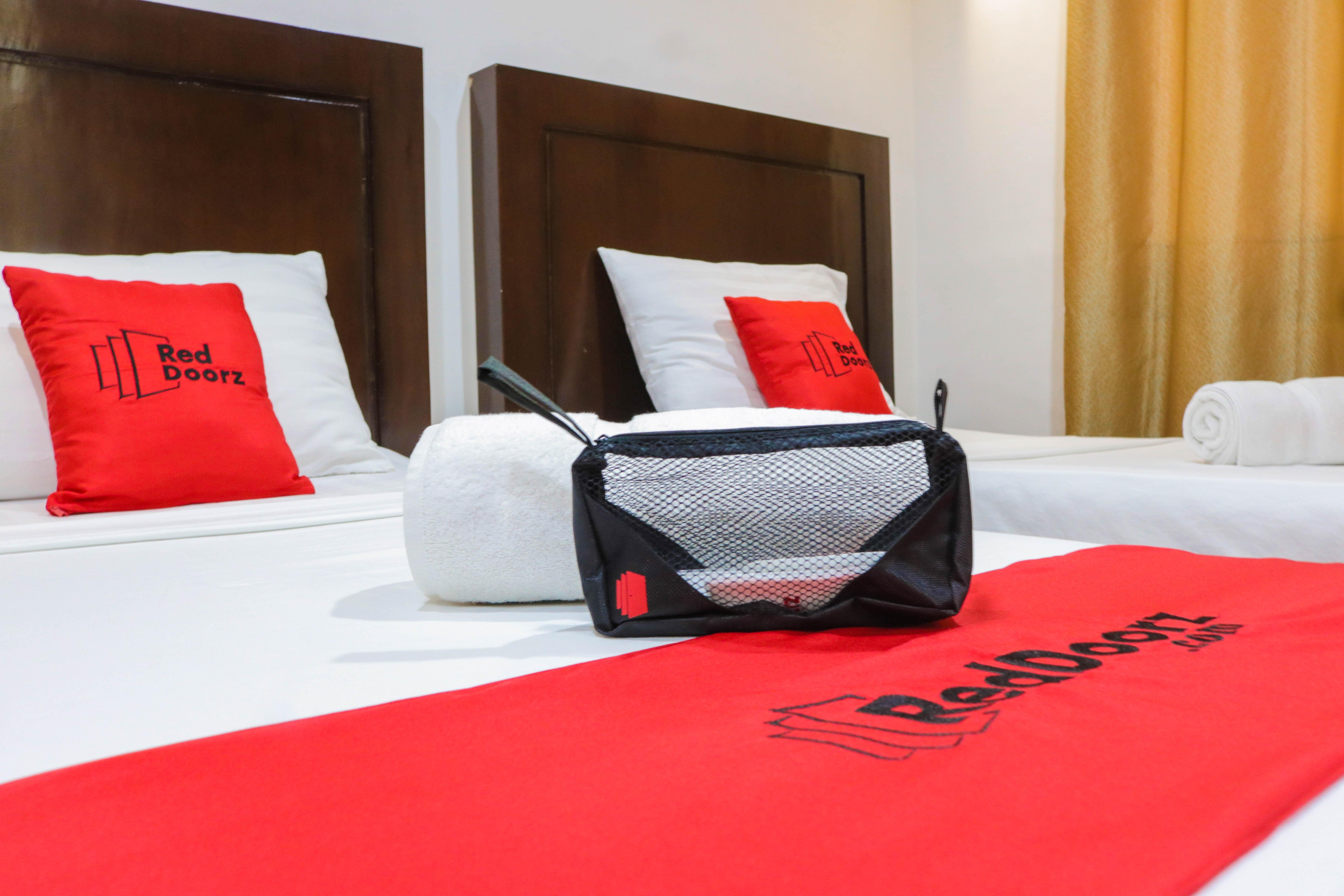 Hotel Reddoorz @ Junquera Extension Cebu