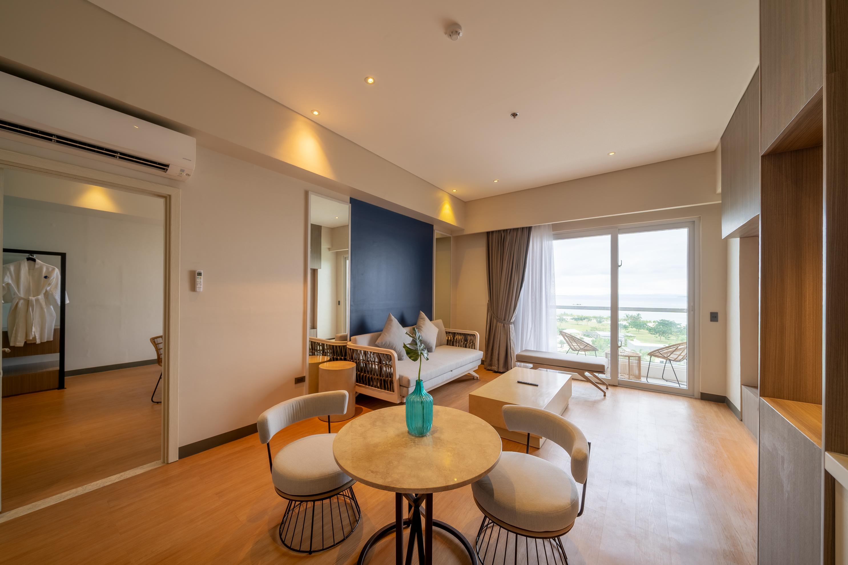 Resort Solea Palm Mactan 4*