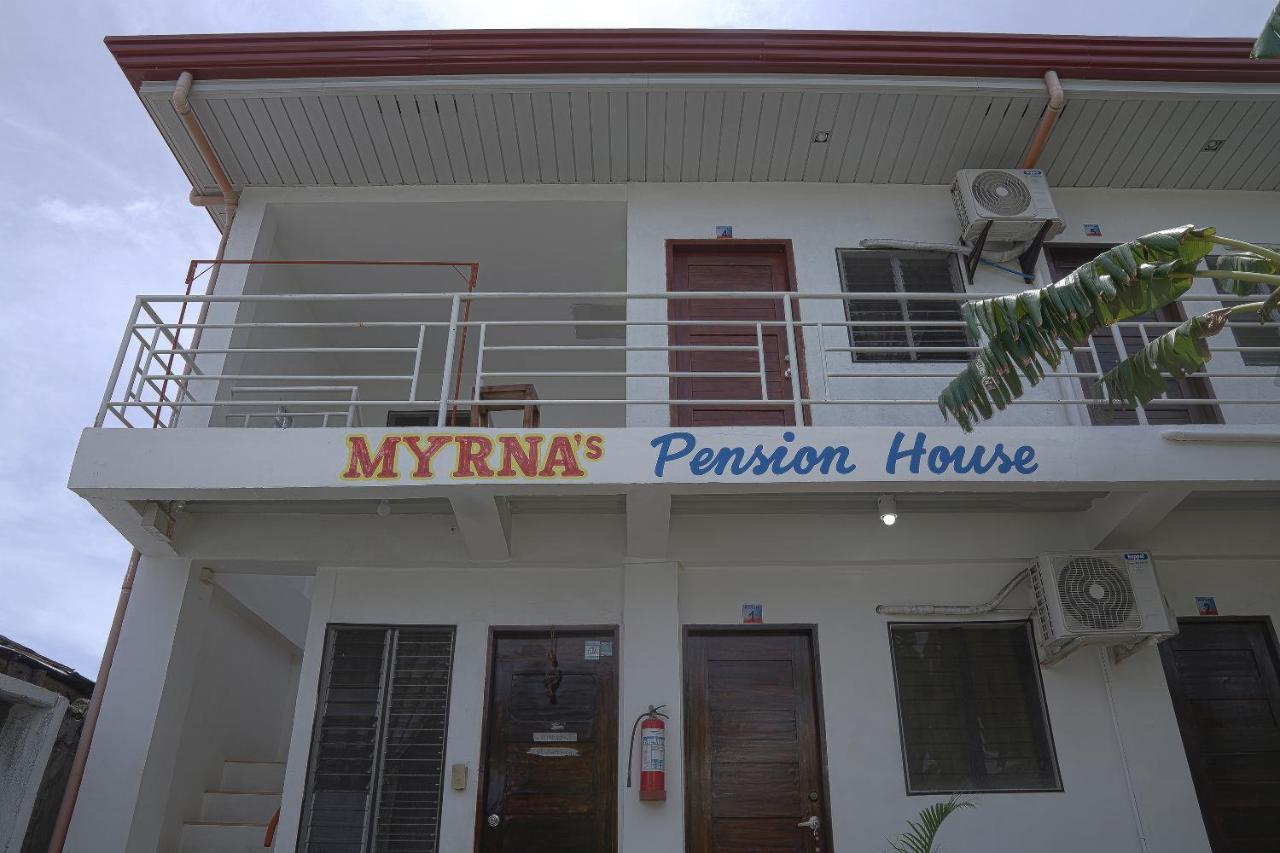 Yumsky House And Hotel Pooc