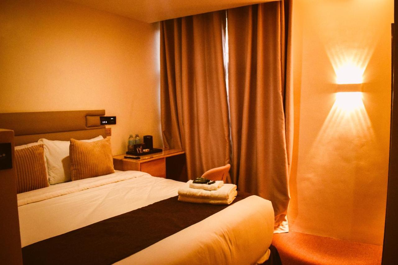 Cebu Dulcinea And Suites-mactan Airport