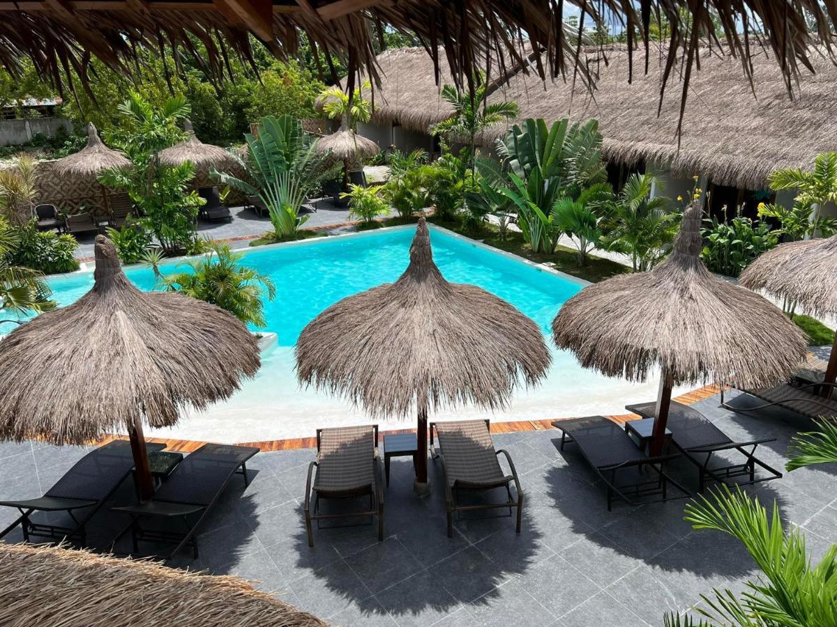 Secret Paradise * Moalboal