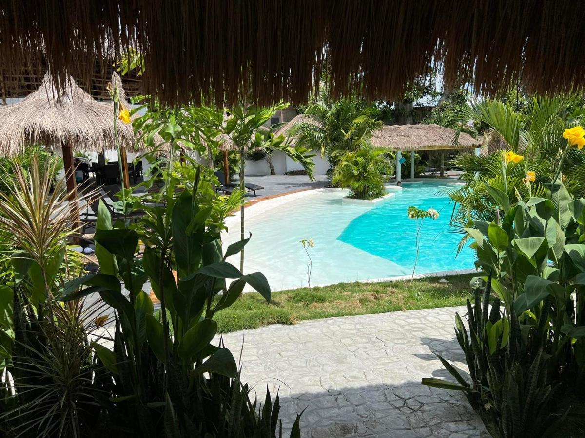 Secret Paradise Moalboal