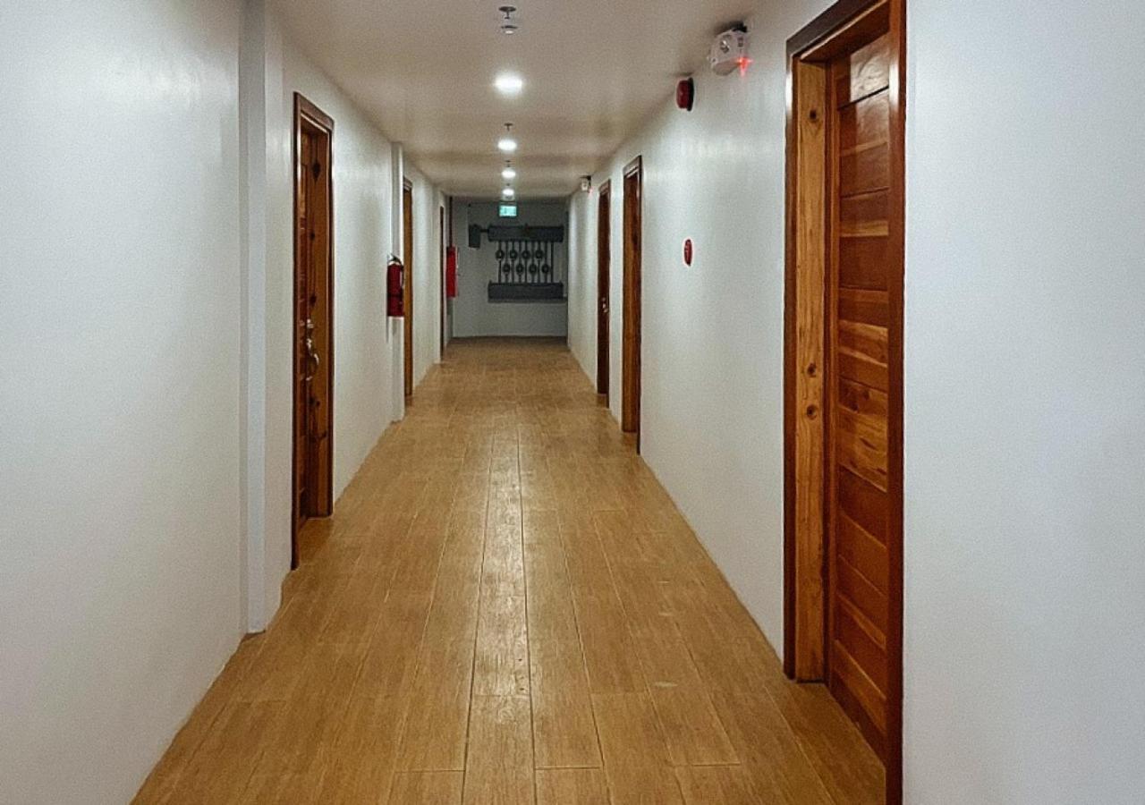 Reddoorz Near Southwestern * Cebu